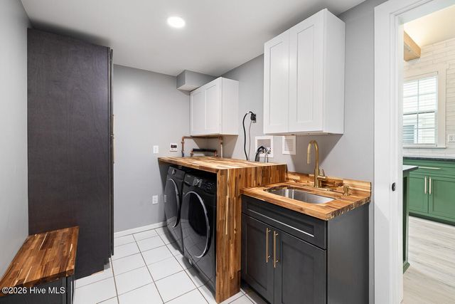 704 S 3rd Street, Wilmington, NC 28401