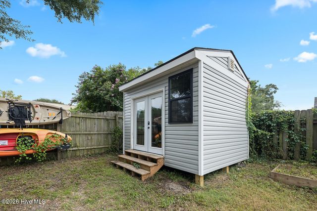 704 S 3rd Street, Wilmington, NC 28401