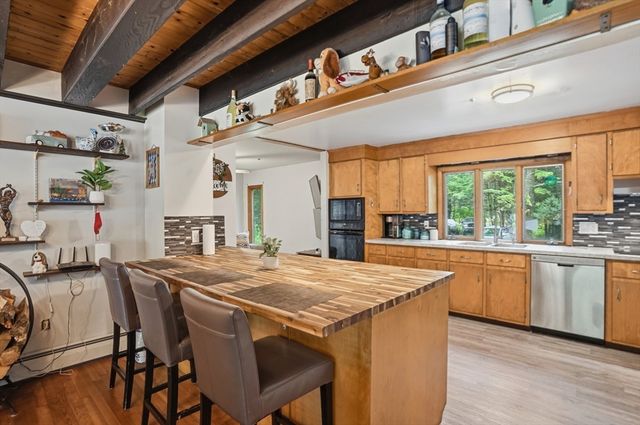 151 Summer St, Rehoboth, MA 02769