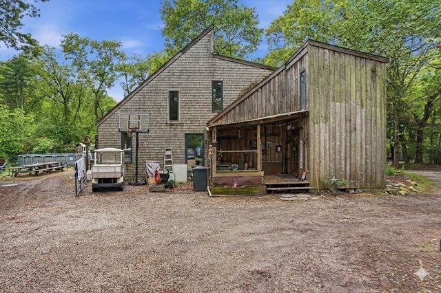 151 Summer St, Rehoboth, MA 02769