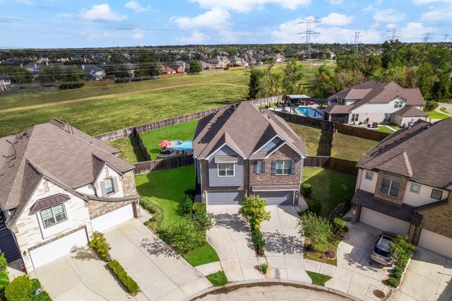 2546 Manor Valley Court, Missouri City, TX 77459