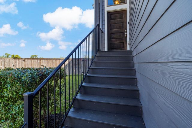 2546 Manor Valley Court, Missouri City, TX 77459