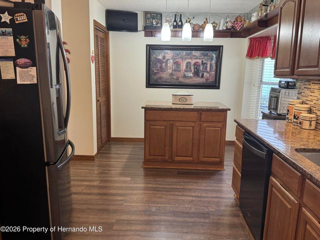 4370 Craigdarragh Avenue, Spring Hill, FL 34606