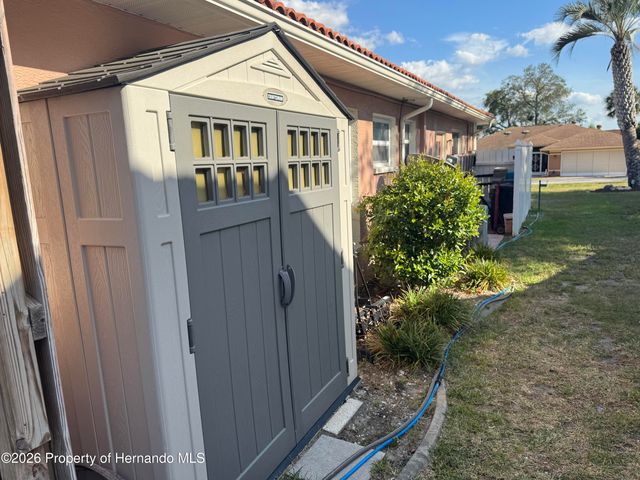 4370 Craigdarragh Avenue, Spring Hill, FL 34606