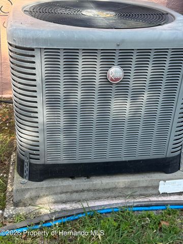 4370 Craigdarragh Avenue, Spring Hill, FL 34606