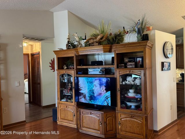 4370 Craigdarragh Avenue, Spring Hill, FL 34606