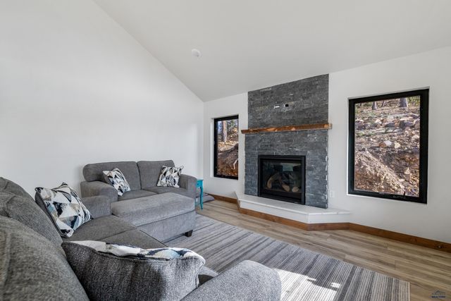 11837 GOLDEN RIDGE RD, Deadwood, SD 57732