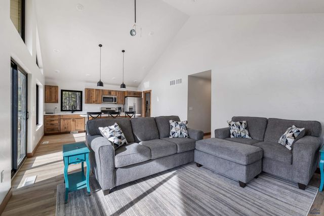 11837 GOLDEN RIDGE RD, Deadwood, SD 57732