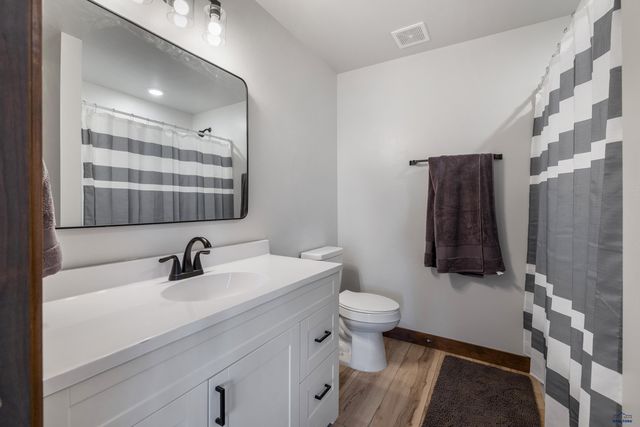 11837 GOLDEN RIDGE RD, Deadwood, SD 57732