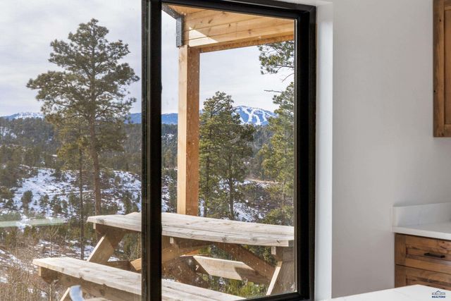 11837 GOLDEN RIDGE RD, Deadwood, SD 57732