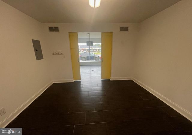 299 WHITE HORSE PIKE, Atco, NJ 08004