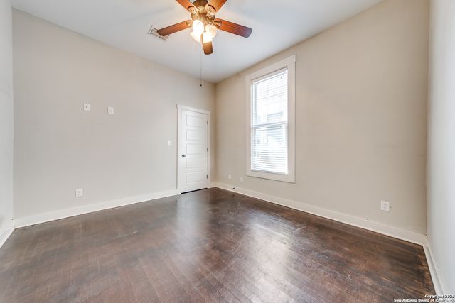 1106 Dawson, San Antonio, TX 78202