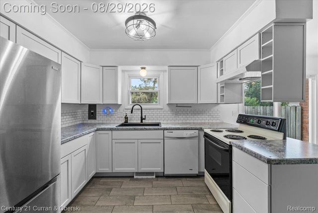 13349 Lake Point Boulevard, Van Buren Charter Township, MI 48111