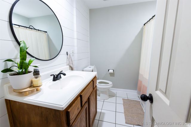 9623 N Yale Avenue, Sperry, OK 74073