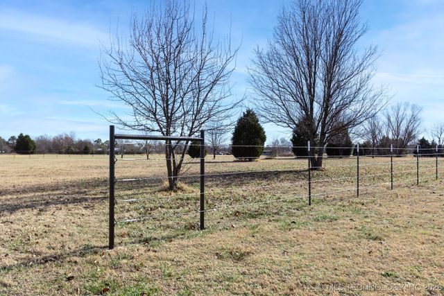 9623 N Yale Avenue, Sperry, OK 74073