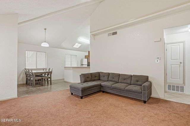 1856 Dolph Quijano Place, El Paso, TX 79936