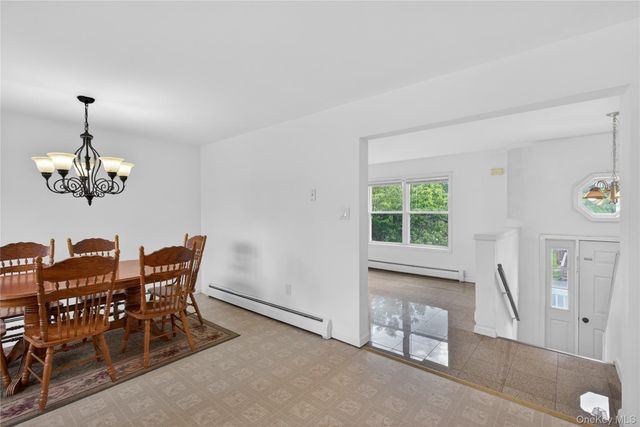 99 Univoice Street, Maybrook, NY 12543