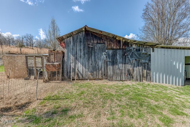 105 Hubbard Road, Jonesborough, TN 37659