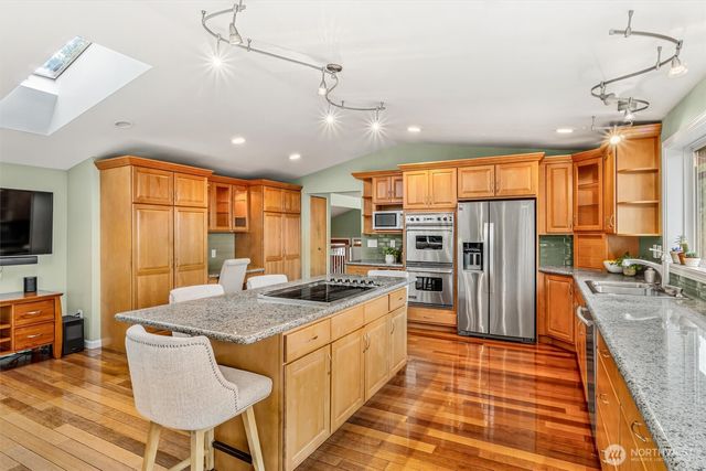 6439 NE 188th Street, Kenmore, WA 98028