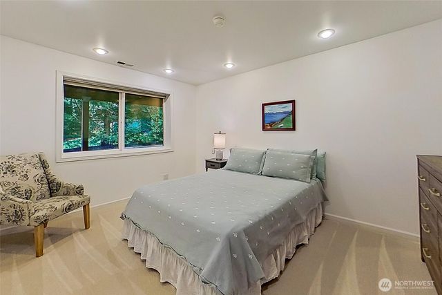 6439 NE 188th Street, Kenmore, WA 98028