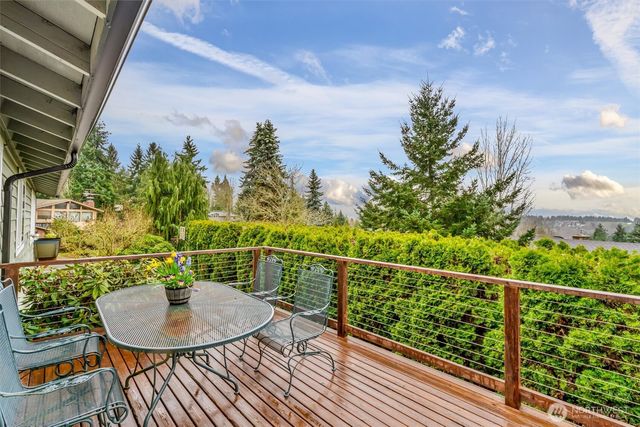 6439 NE 188th Street, Kenmore, WA 98028