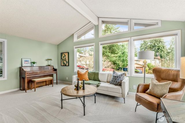 6439 NE 188th Street, Kenmore, WA 98028