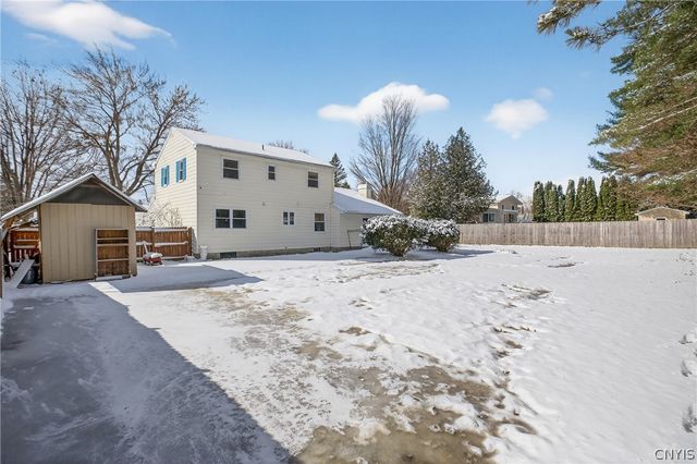 41 North Pollard Drive, Fulton, NY 13069