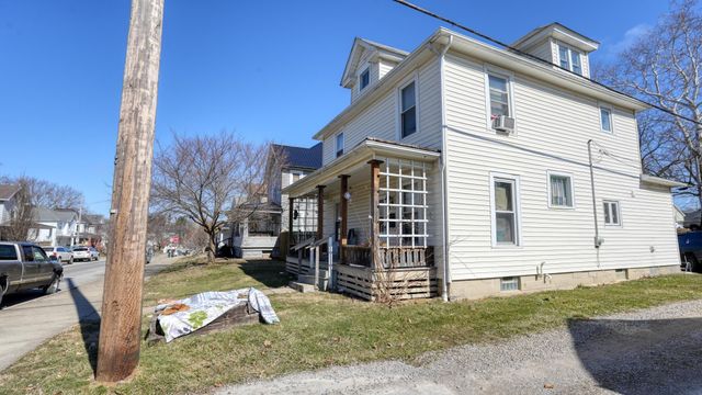 318 N 8th Street, Cambridge, OH 43725