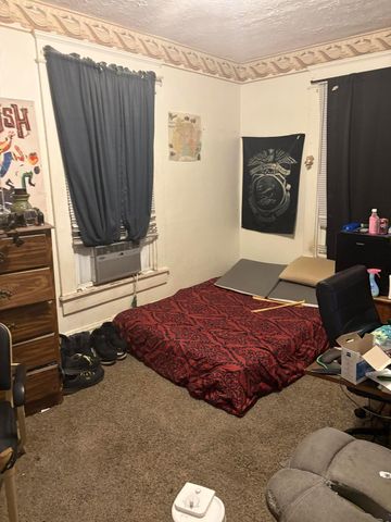 318 N 8th Street, Cambridge, OH 43725