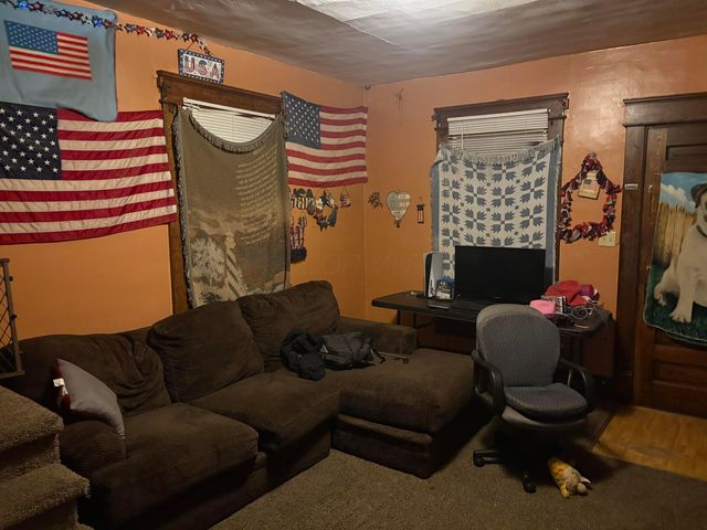 318 N 8th Street, Cambridge, OH 43725