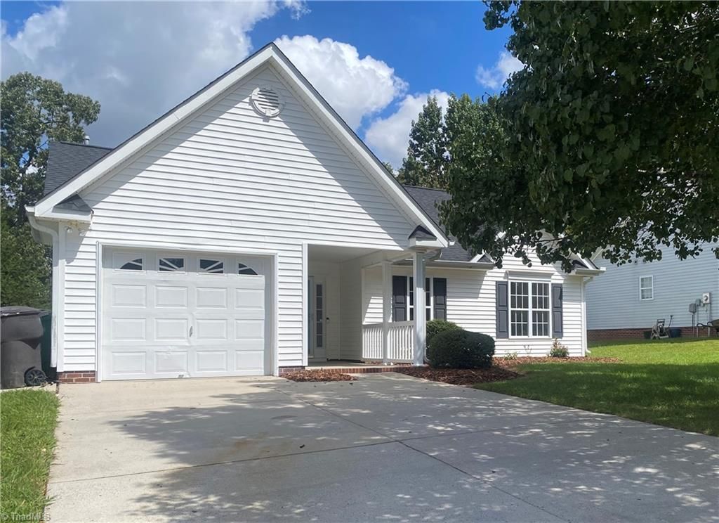 3905 Garden Creek Drive, High Point, NC 27265