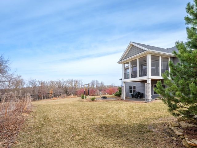 2482 Fieldstone Road SW, Rochester, MN 55902