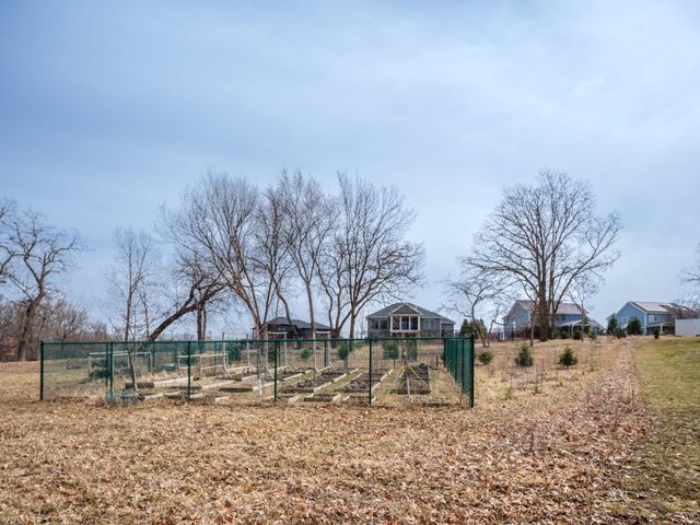 2482 Fieldstone Road SW, Rochester, MN 55902