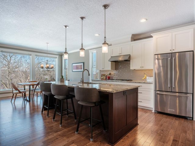 2482 Fieldstone Road SW, Rochester, MN 55902