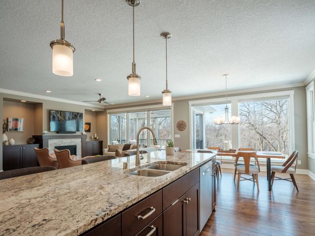 2482 Fieldstone Road SW, Rochester, MN 55902