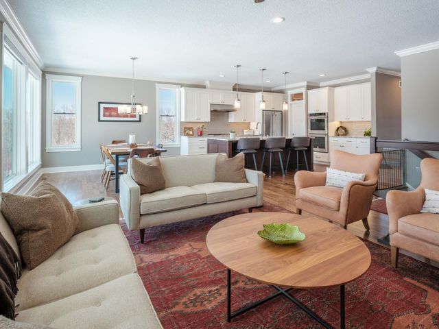 2482 Fieldstone Road SW, Rochester, MN 55902