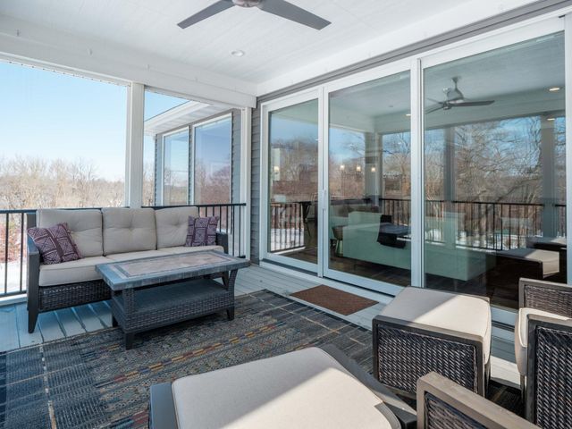 2482 Fieldstone Road SW, Rochester, MN 55902