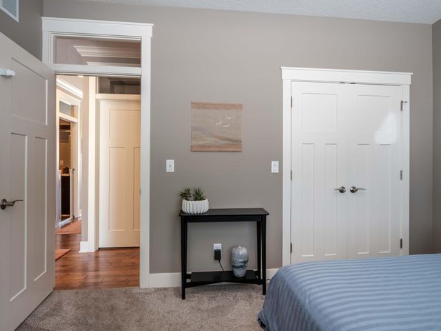 2482 Fieldstone Road SW, Rochester, MN 55902