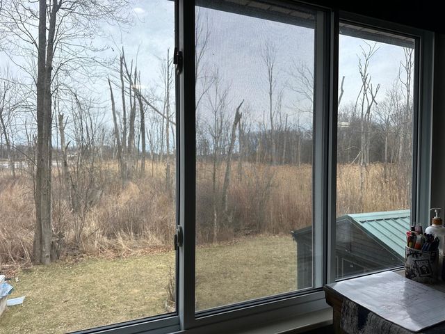 1535 Kings Crown, Wixom, MI 48393