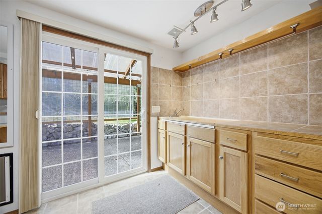 1415 Oriental Avenue, Bellingham, WA 98229