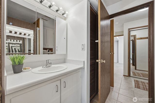 1415 Oriental Avenue, Bellingham, WA 98229