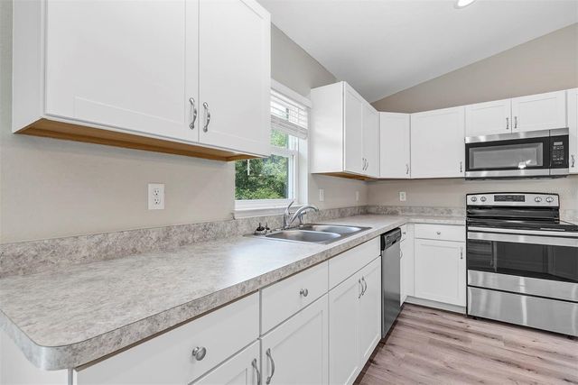 21512 SW RAINBOW LAKES BOULEVARD, Dunnellon, FL 34431