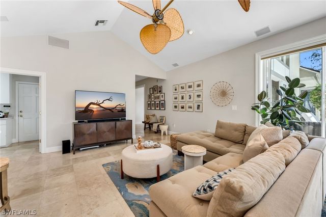 4356 Pond Apple DR N, Naples, FL 34119