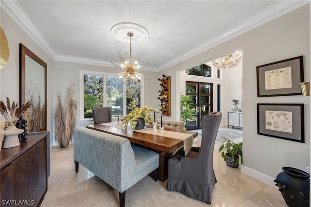 4356 Pond Apple DR N, Naples, FL 34119