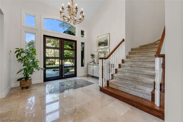 4356 Pond Apple DR N, Naples, FL 34119