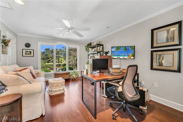 4356 Pond Apple DR N, Naples, FL 34119