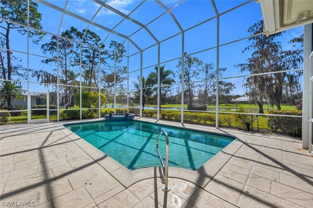 4356 Pond Apple DR N, Naples, FL 34119