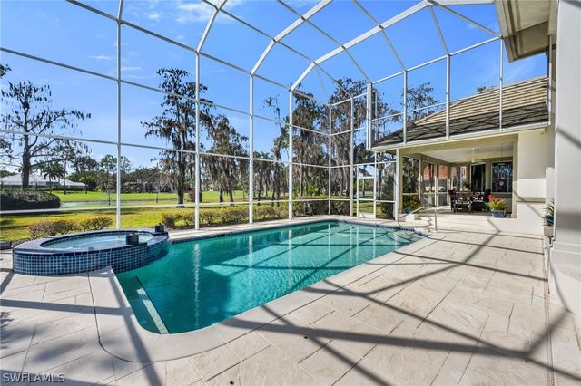 4356 Pond Apple DR N, Naples, FL 34119