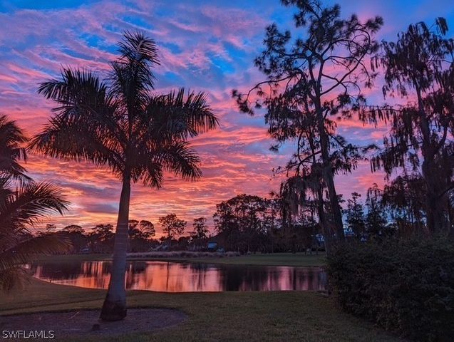 4356 Pond Apple DR N, Naples, FL 34119