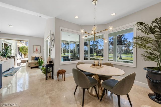 4356 Pond Apple DR N, Naples, FL 34119